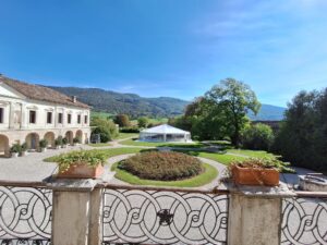 21.Tenso ottagonale in collina