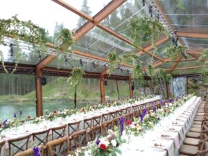 35. Tenda di legno Cristal a bordo lago