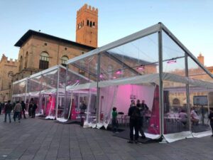 40. Monofalde in Piazza Maggiore a Bologna
